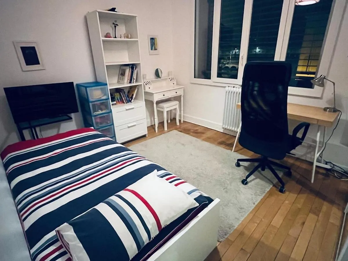 Central Spacious Bright Flat 300M From River Bank Lyon